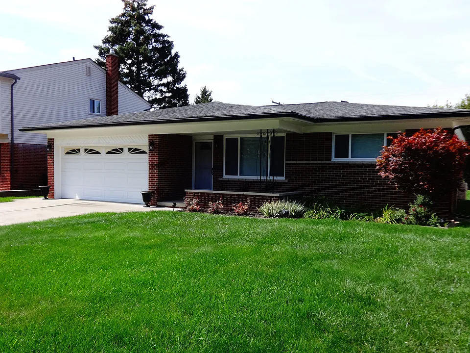 33673 Sebastian Lane Dr