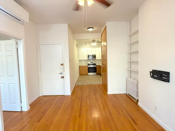 253 Kingsland Avenue image 1 of 12