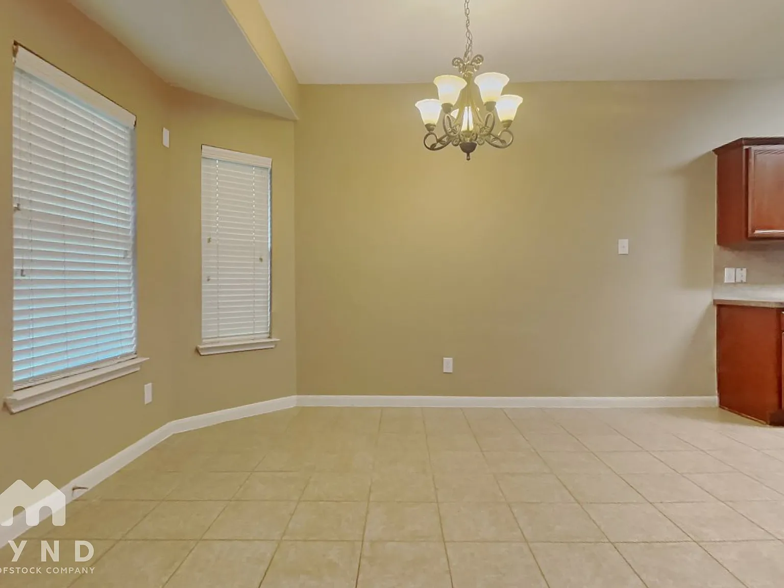 3 bed, 2.0 bath, 1536 sqft, $1,815 — Photo 4