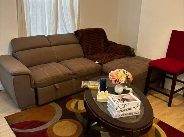 60 S 12th St Floor 1