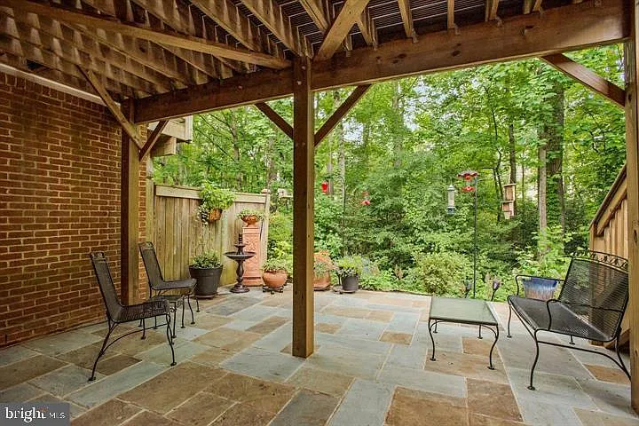 1215 Wild Hawthorn Way — Photo 15