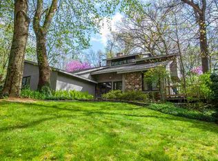 17066 Hampton Dr, Granger, IN 46530