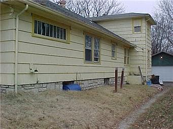 3rd image of 3039 N 51st St