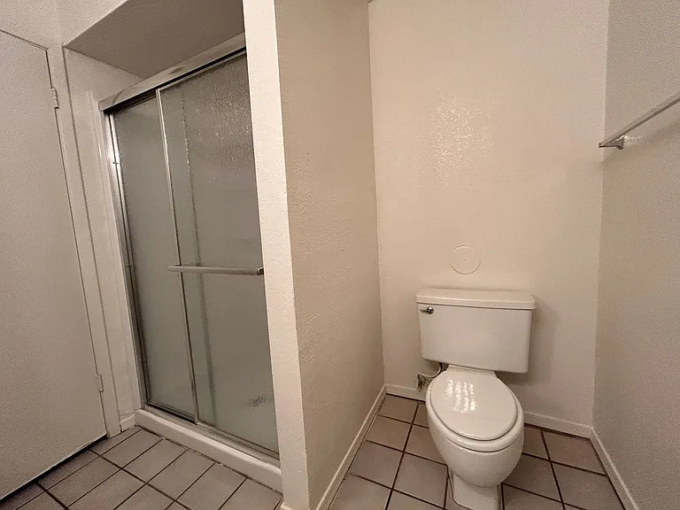 11040 N 28th Dr #127 — Photo 16