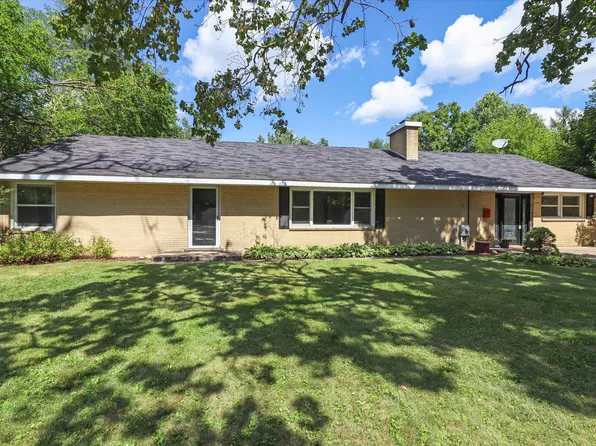 2926 Ellamarie Dr, Kalamazoo, MI 49006