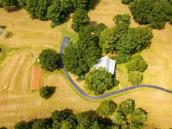 3591 State Highway 54, Hogansville, GA 30230