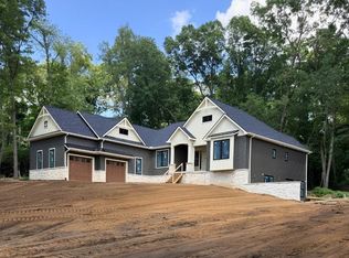 53300 Summer Breeze Dr, South Bend, IN 46637