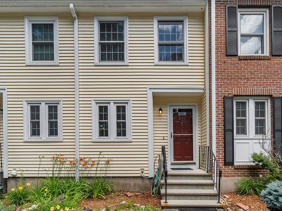 1st image of 923 Fox Hollow Way #923