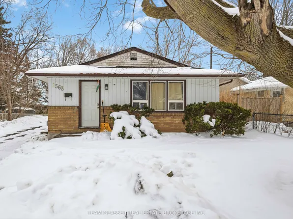 1563 Dale St, London, ON N5V 1Y1