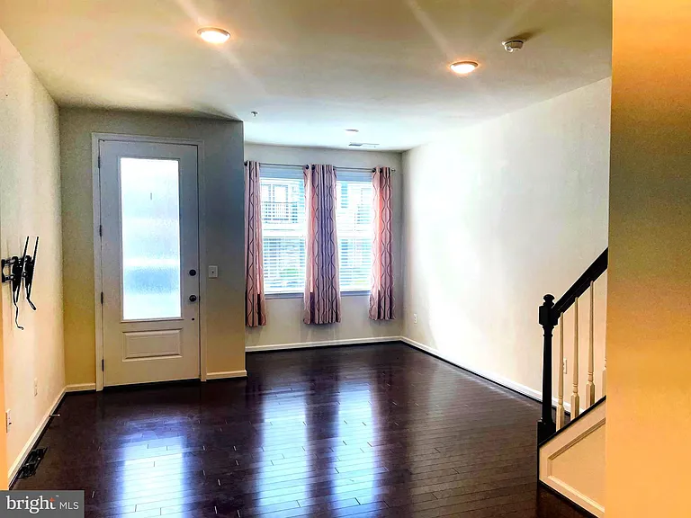24558 Rosebay Ter — Photo 3