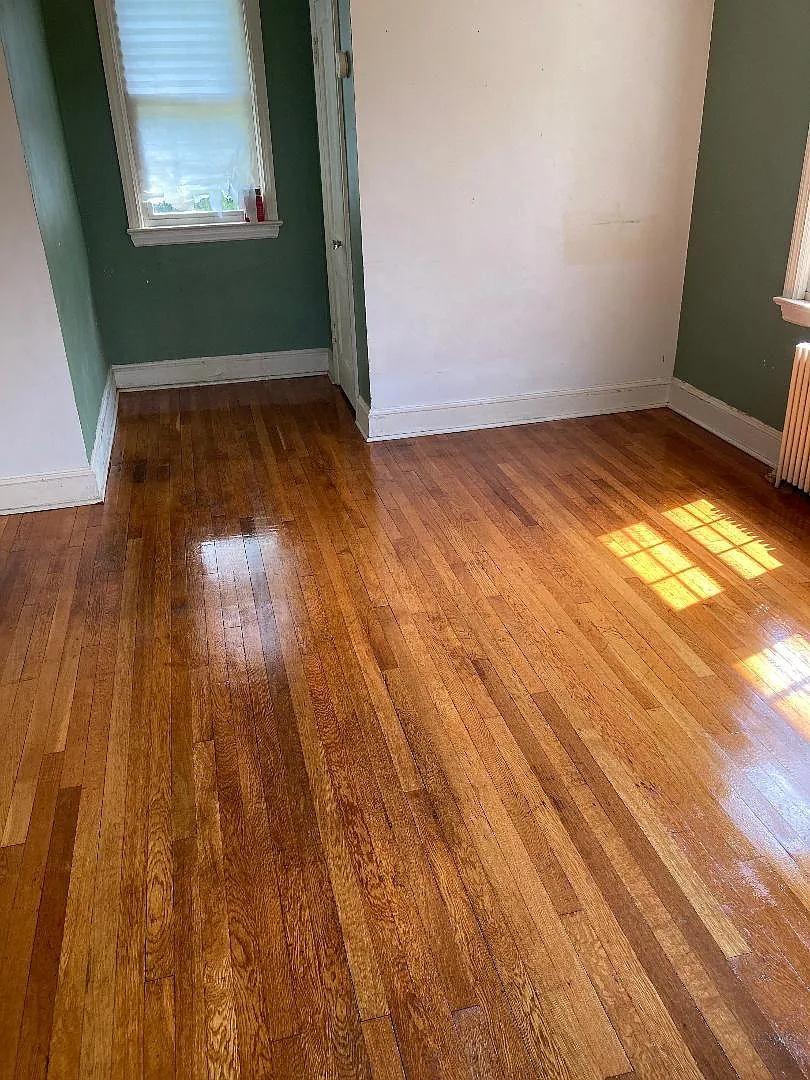 5 bed, 2000 sqft, $3,795 — Photo 1