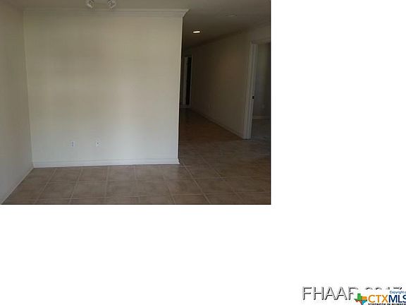 4th image of 208 W 2nd St