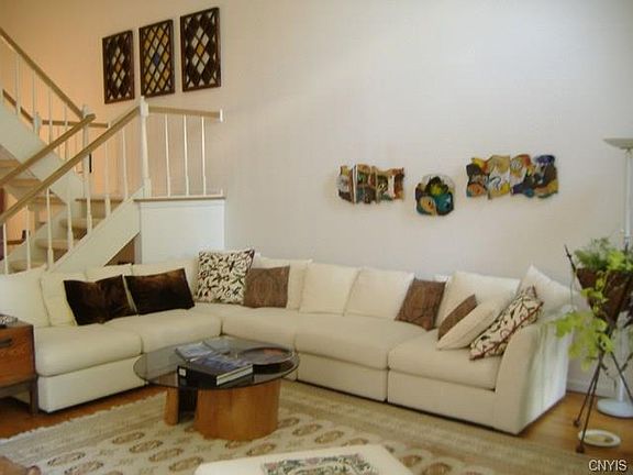 4th image of 3 E Shore Path #3