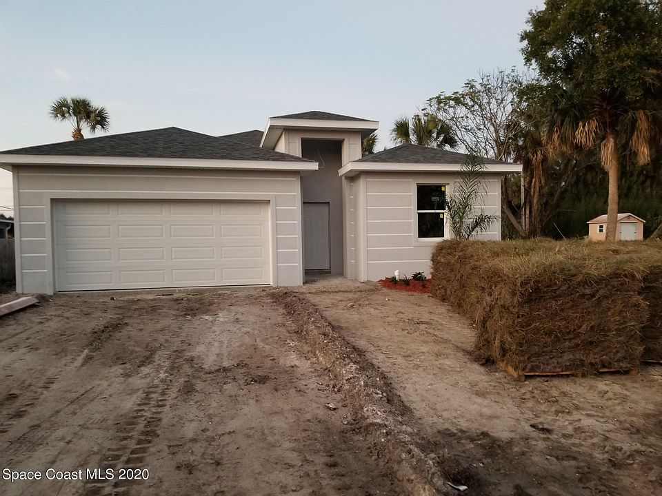 1st image of 24 E Avenue B