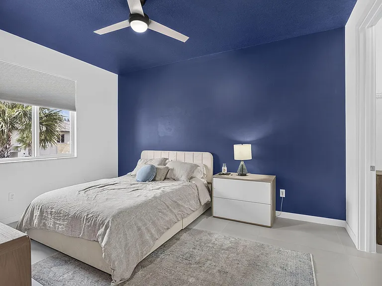 1431 Pioneer Way — Photo 25