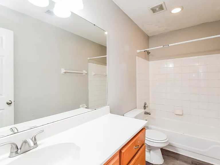 9793 Dogwood Ct E — Photo 16