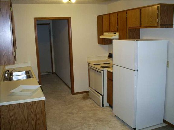 3rd image of 1659 E Evalyn Cir