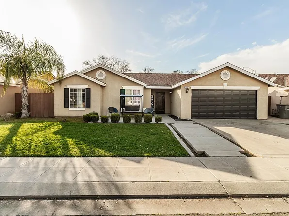 2480 S Lemonwood Ln, Fresno, CA 93725