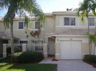 2207 NW 171st Ter, Pembroke Pines, FL 33028