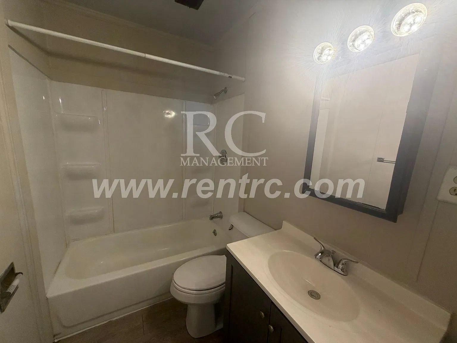 3 bed, 1176 sqft, $975 — Photo 4