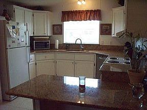 3rd image of 3048 Bay Springs Trl