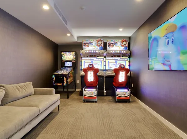 151 Bay Street image 19 of 30