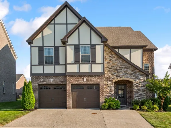 112 Santa Rosa Dr, Gallatin, TN 37066