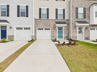 118 Pocosin Path, Poquoson, VA 23662