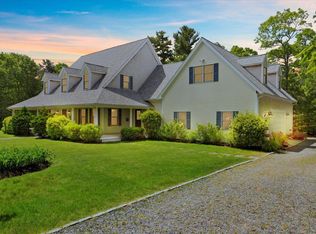 97 Harbor Dr, Pocasset, MA 02559