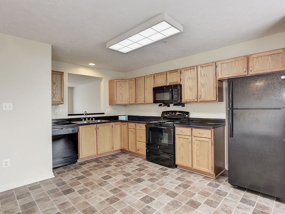 2nd image of 8819 Rachel Ct