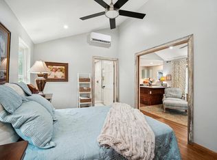 801 1/2 Bishop St, Smithville, TX 78957