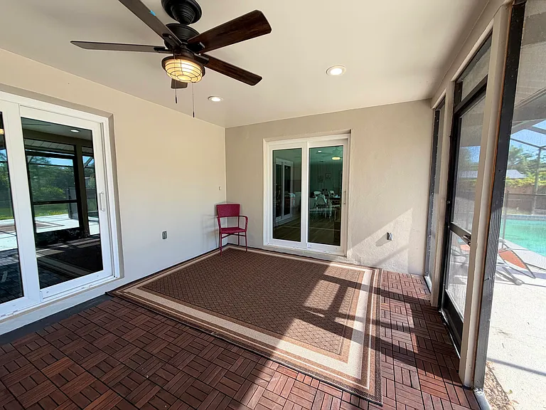1281 S Disston Ave — Photo 3