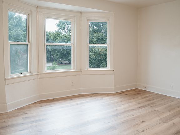 2nd image of 619 Jefferson Ave