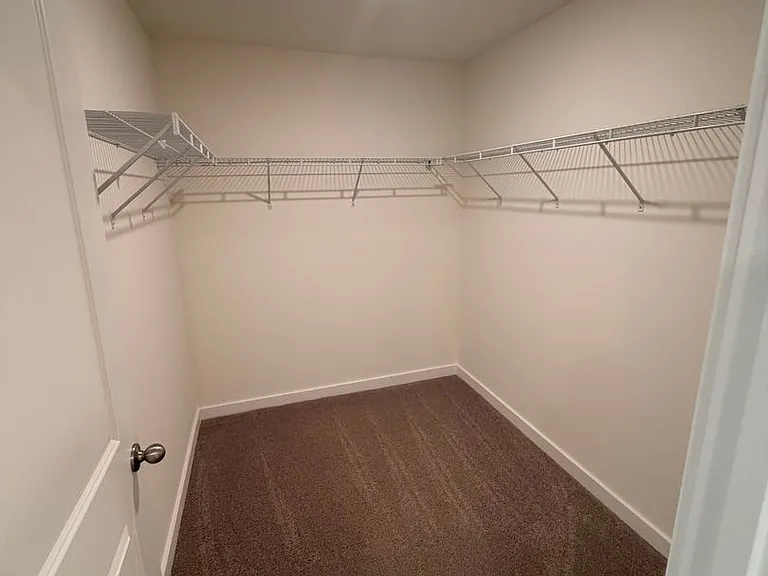 7033 Randleman Dr — Photo 18
