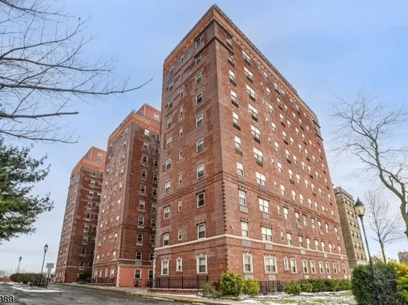 70 S Munn Ave #206, East Orange City, NJ 07018