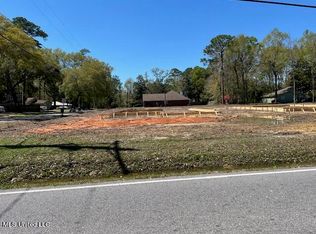 2801 Dolphin Rd, Gautier, MS 39553