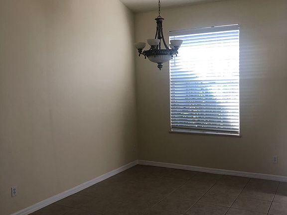 3rd image of 1481 SW Leisure Ln