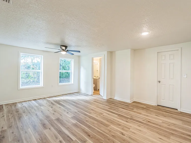 6432 Otelia Cir — Photo 17