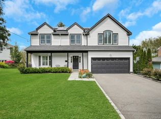 13 Knollwood Road, Eastchester, NY 10709