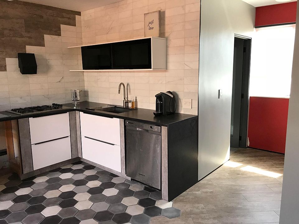 1st image of 7814 Vicky Ave