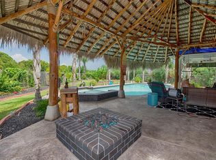 5003 Bay Ln, Bacliff, TX 77518
