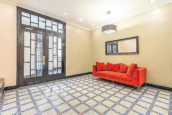 Rented by Compass | media 6