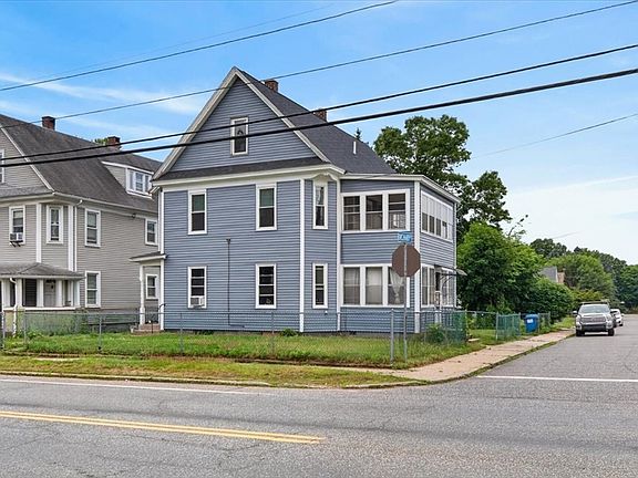 3rd image of 1644-1644 N Main St #1646