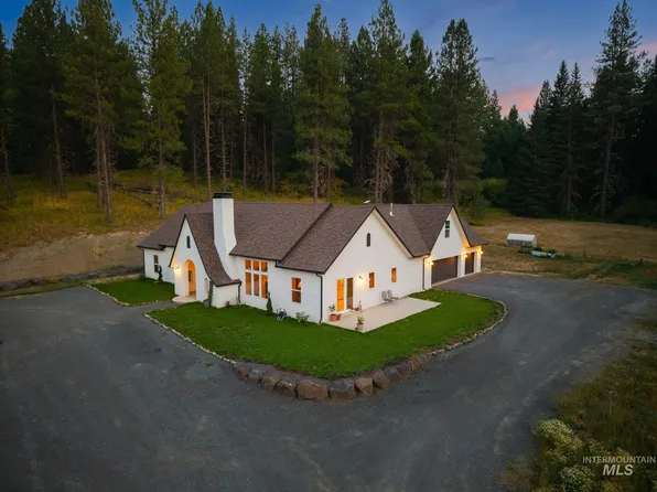 1009 Promise Rd, Troy, ID 83871