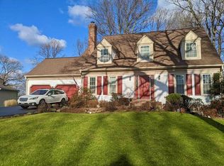 5311 Lindsay St, Fairfax, VA 22032
