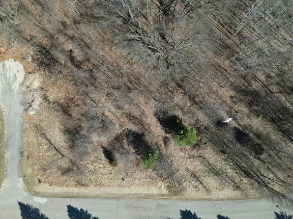 Clubhouse Dr #7, Marshall, MI 49068