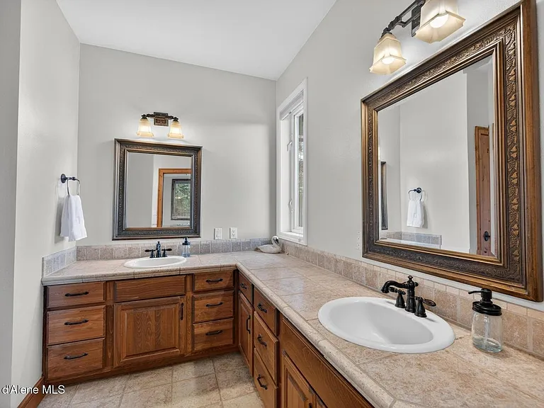 37371 E Hayden Lake Rd — Photo 27