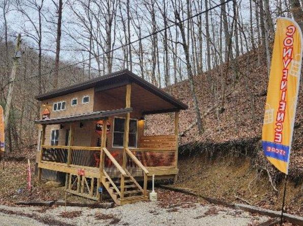 115 Twin Arch Rd, Stanton, KY 40380