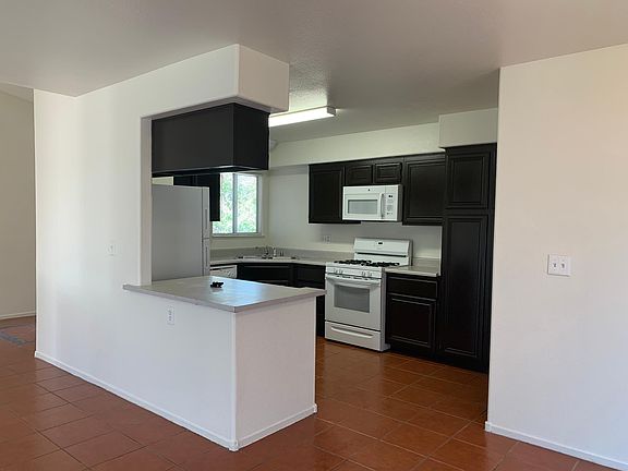 2nd image of 4415 W La Madre Way