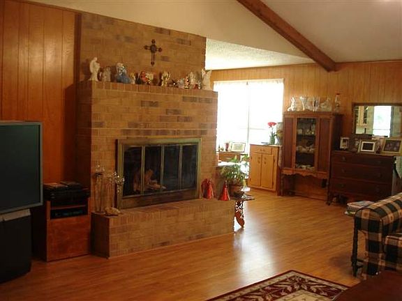 5th image of 815 County Road 3908